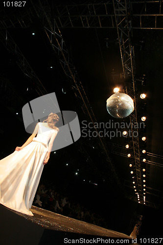 Image of Seoul Fashion Week (Seoul Collection) Fall/Winter 2006.  Hwang J