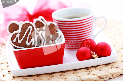 Image of coffe with gingerbreads
