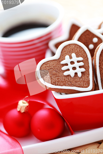 Image of coffe with gingerbreads