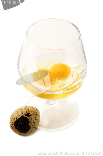 Image of Two yolks in a glass also has sung an egg