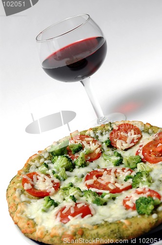 Image of organic pizza wine