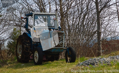 Image of Old Tractor