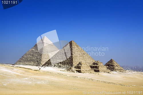 Image of 	giza pyramids, cairo, egypt