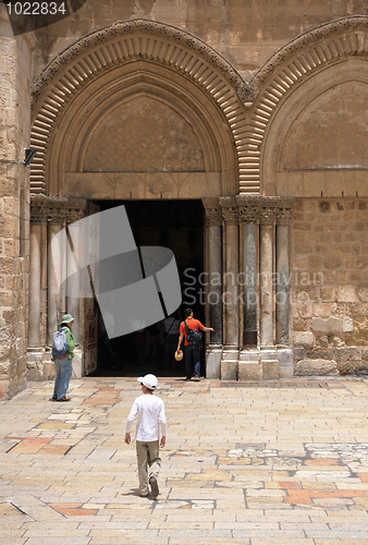 Image of Entrance to the Church of the Holy Sepulchre 