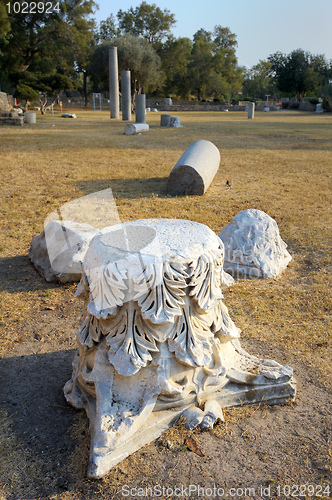 Image of Pieces of Roman columns in the park of Ashqelon 
