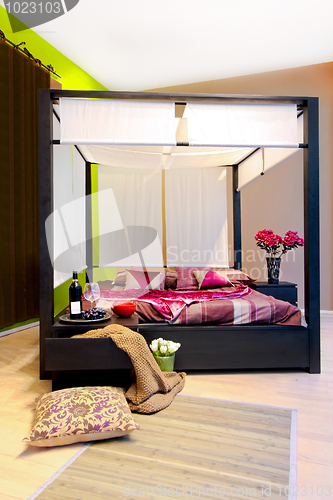 Image of Canopy bedroom