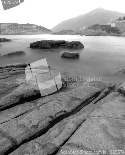 Image of coast in black and white