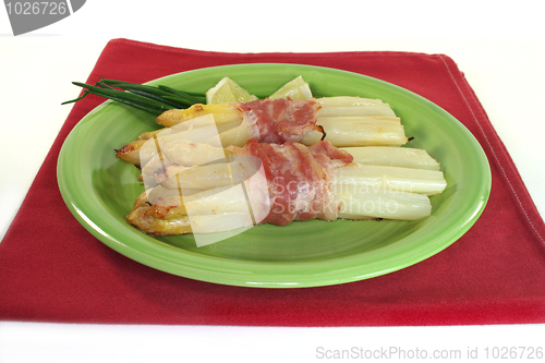 Image of Asparagus in bacon coat