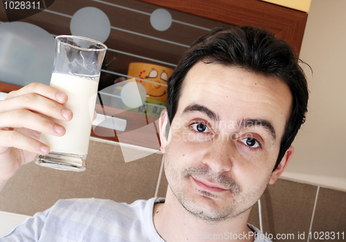 Image of Young people eating milk with cereals