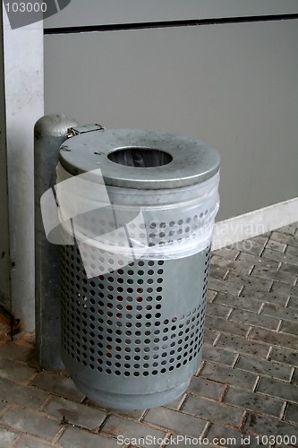 Image of Metal trash can