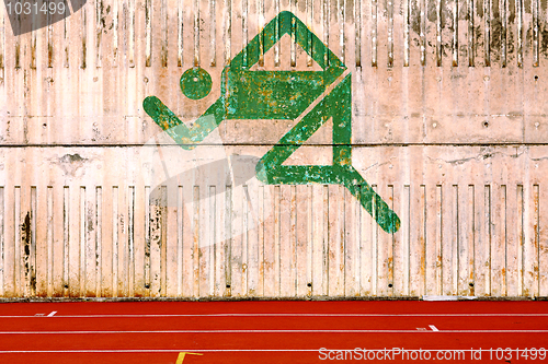 Image of running track 