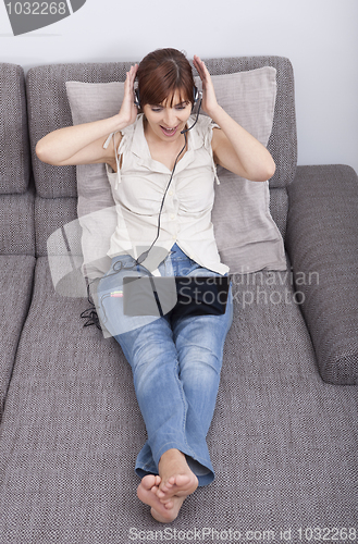 Image of Online conversation