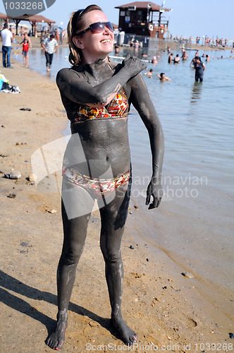 Image of Applying Mud 