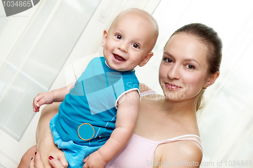 Image of smiley Mother and child