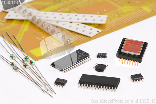 Image of micro electronics element and board