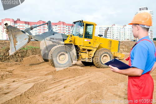 Image of Builder inspector at construction area