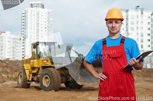 Image of Builder inspector at construction area