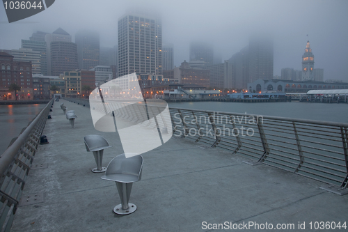 Image of San Francisco skyline on a foggy morning