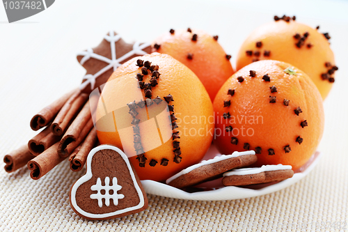 Image of oranges and gingerbreads