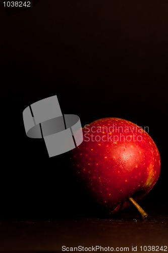 Image of red apple