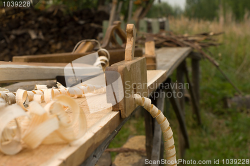 Image of Plane and shavings.