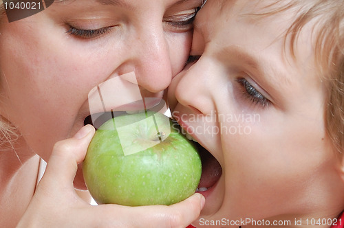 Image of shared apple