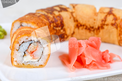 Image of omelette sushi