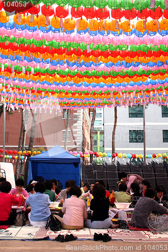 Image of Making lanterns