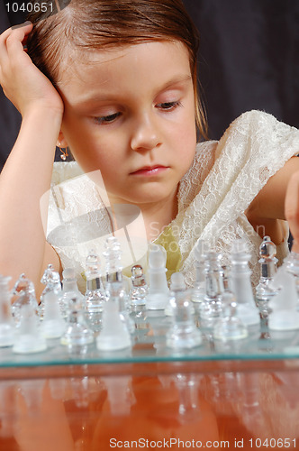 Image of chessplayer child