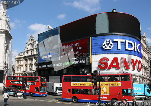 Image of London - Piccadilly Circus