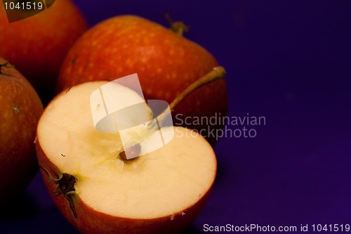 Image of red apples