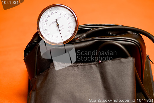 Image of Blood Pressure Instrument 2