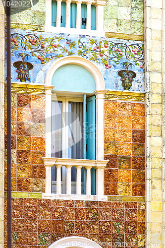 Image of Open balcony window