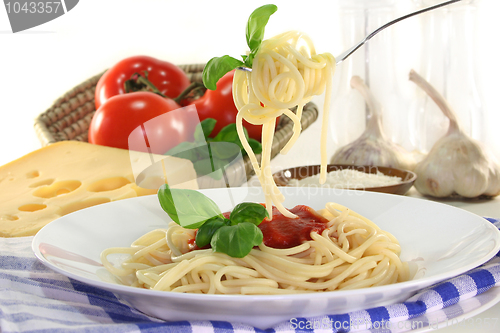 Image of Spaghetti with tomato sauce