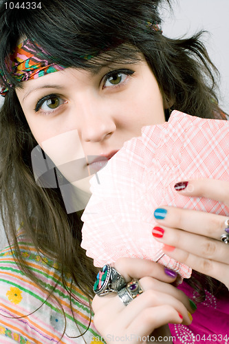 Image of soothsayer with scrying cards