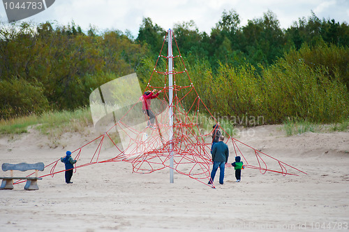 Image of Family relaxation in dune