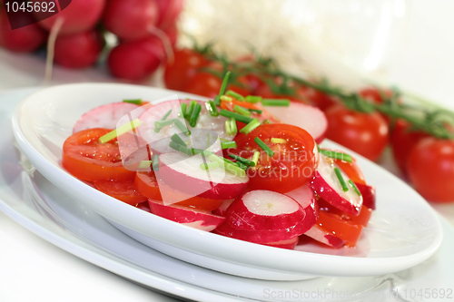 Image of Radish and tomato salad