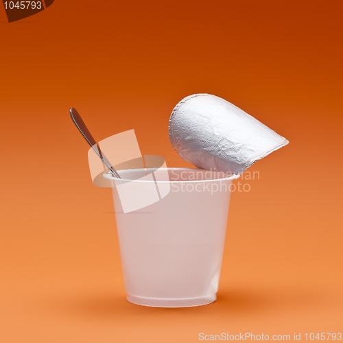 Image of jogurt cup