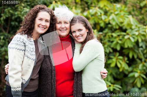 Image of Grandmother, daughter and granddaughter