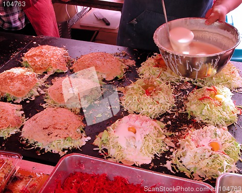 Image of Cooking okonomiyaky