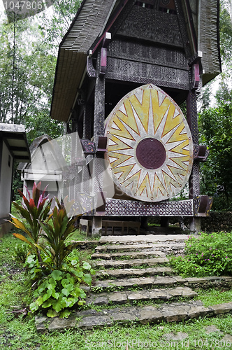 Image of Traditional Toraja family tomb