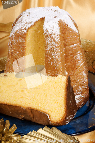 Image of Pandoro the italian Christmas golden cake