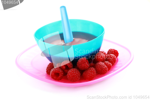 Image of raspberries - baby food