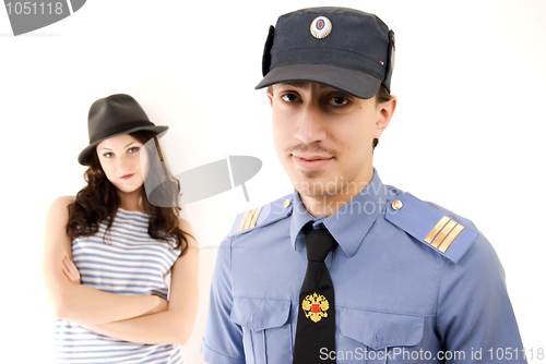 Image of policeman and criminal