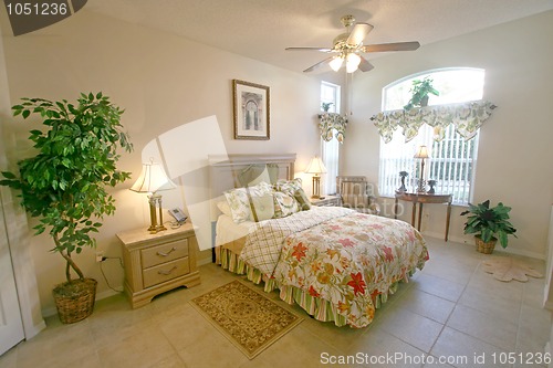 Image of Queen Master Bedroom