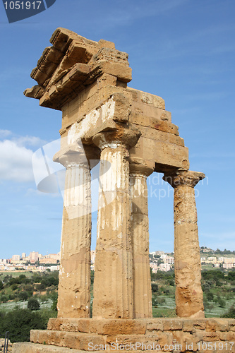 Image of Greek ruin