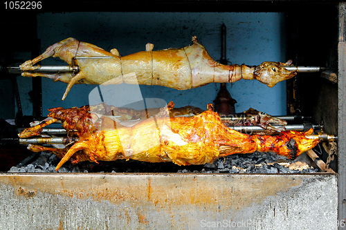 Image of Lambs on broach