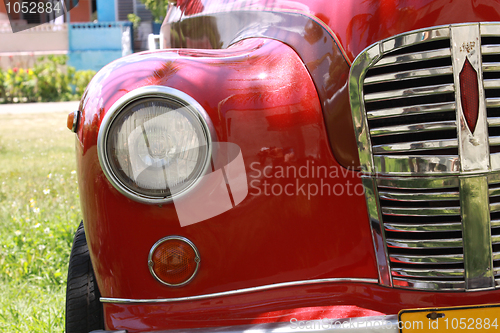 Image of Car and Palm