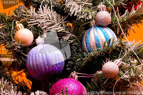 Image of decorations 12