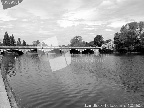 Image of Serpentine lake, London